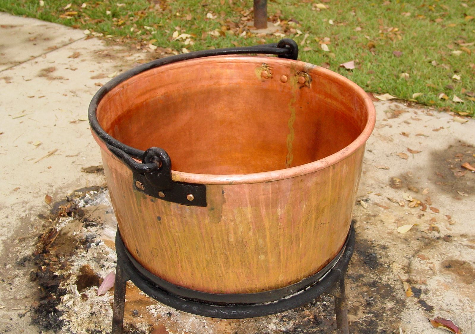 isley copper pot